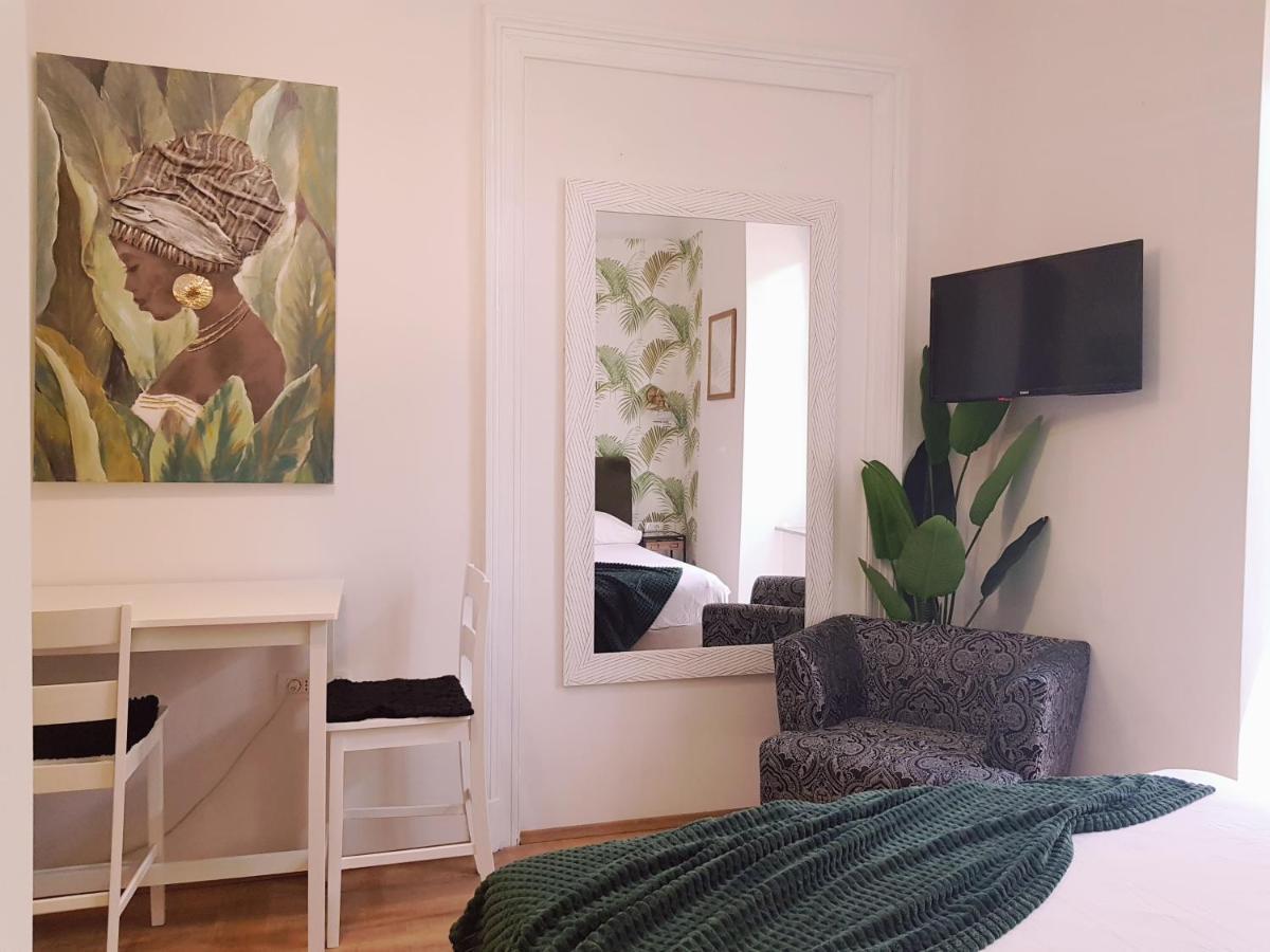 Room Lui Rijeka Bagian luar foto