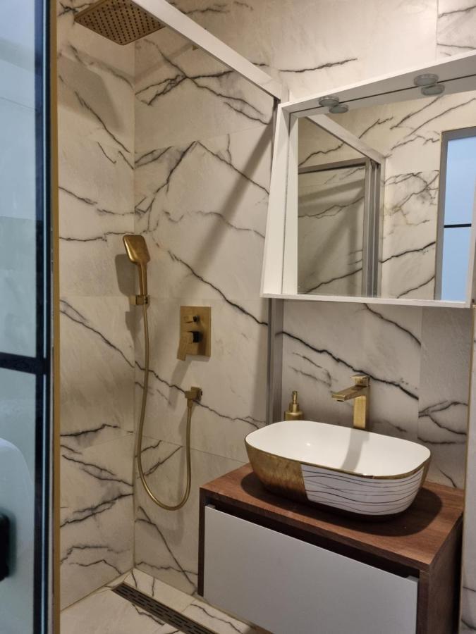 Room Lui Rijeka Bagian luar foto