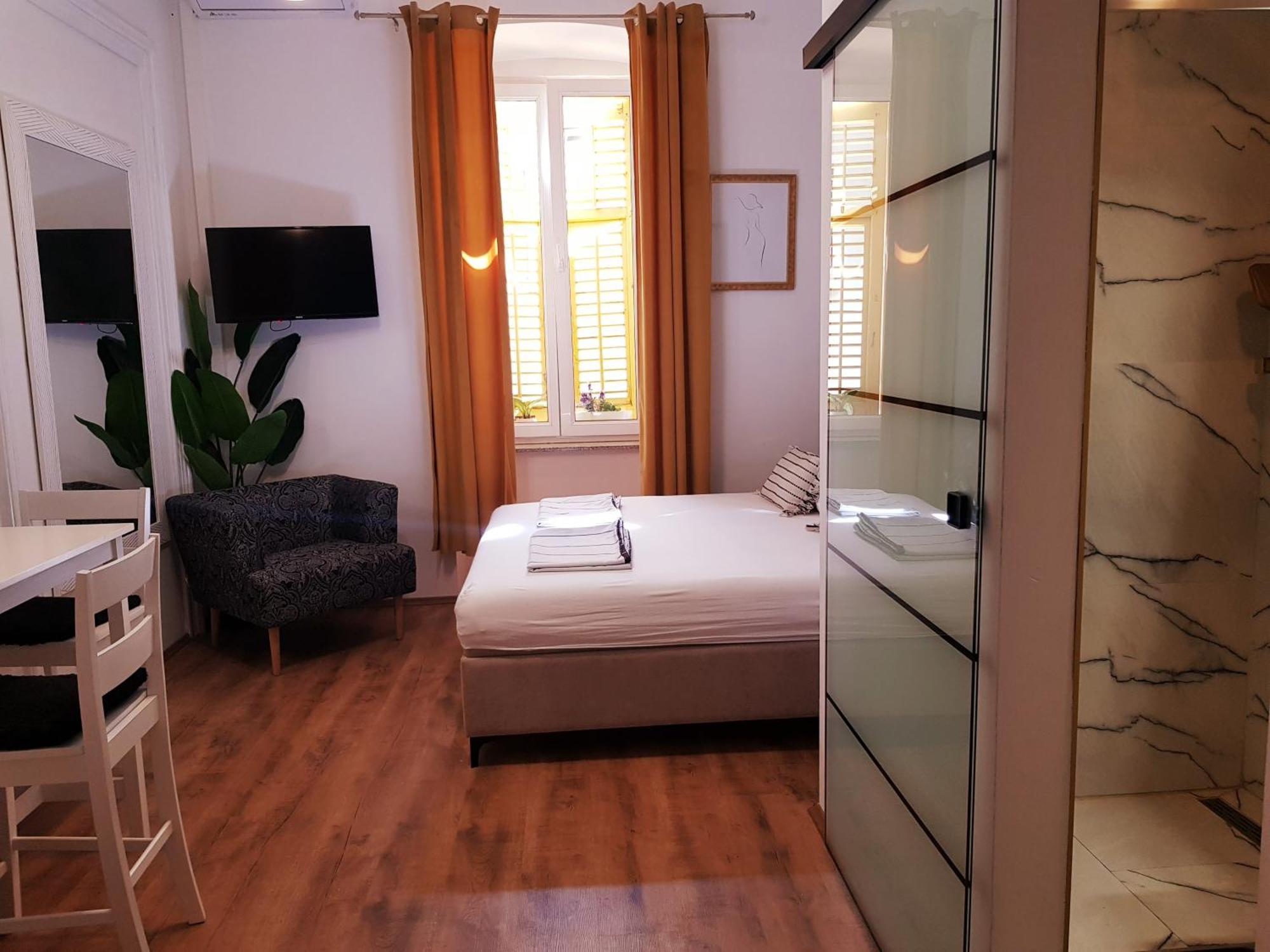 Room Lui Rijeka Bagian luar foto